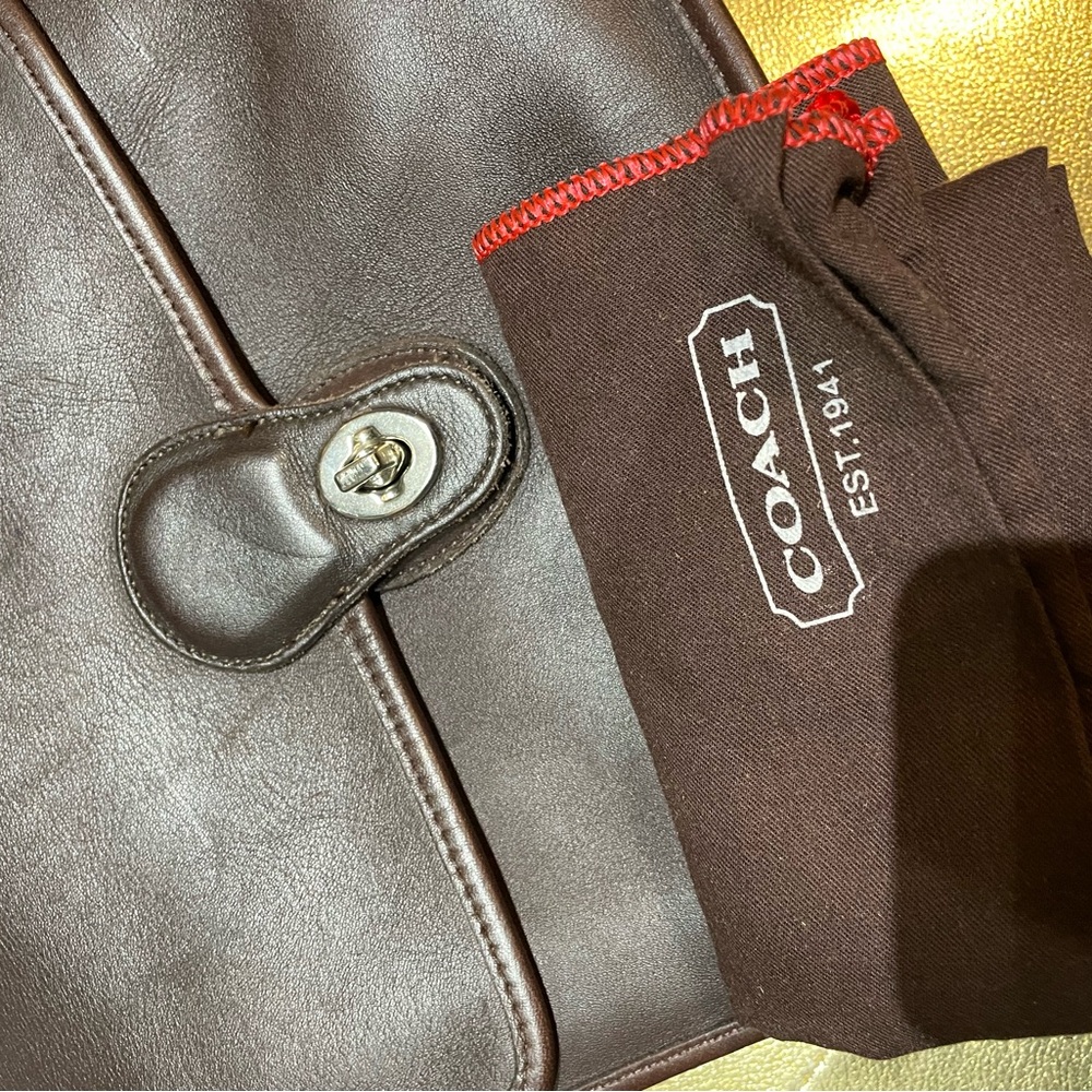 Classic Brown Leather COACH Willis 9927 Turnlock Women's Satchel and Dust Bag - Picture 8 of 11
